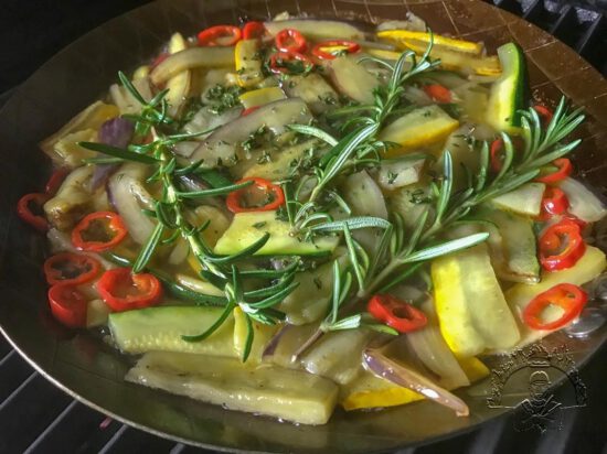 Iberico Secreto an Knoblauchcreme , Kartoffelpüree und Grillgemüse - GG ...