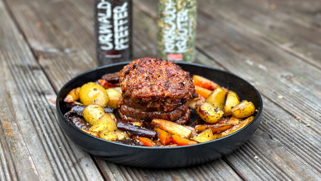 Rinderfilet mit Tomaten-Walnusskruste und Wintergemüse - GG-Grillen