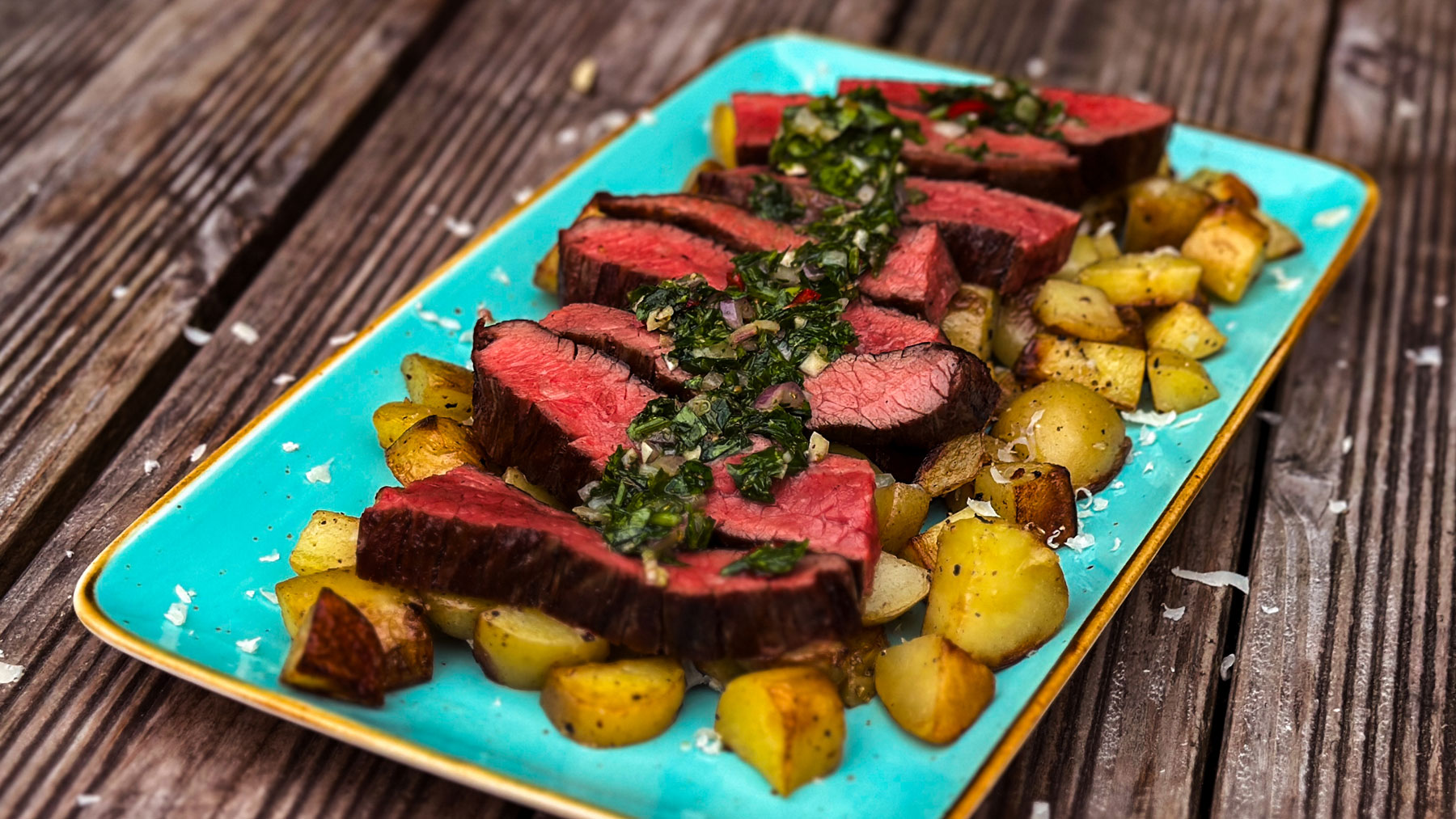 Flanksteak auf Kartoffelbett