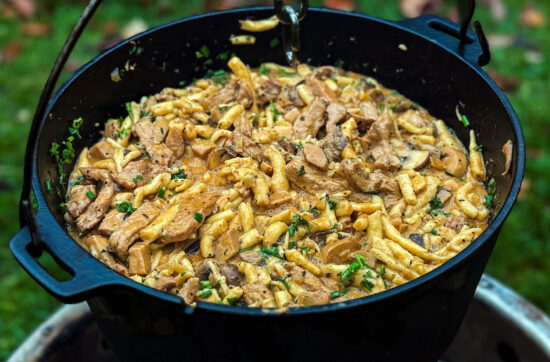 Jägertopf mit Spätzle