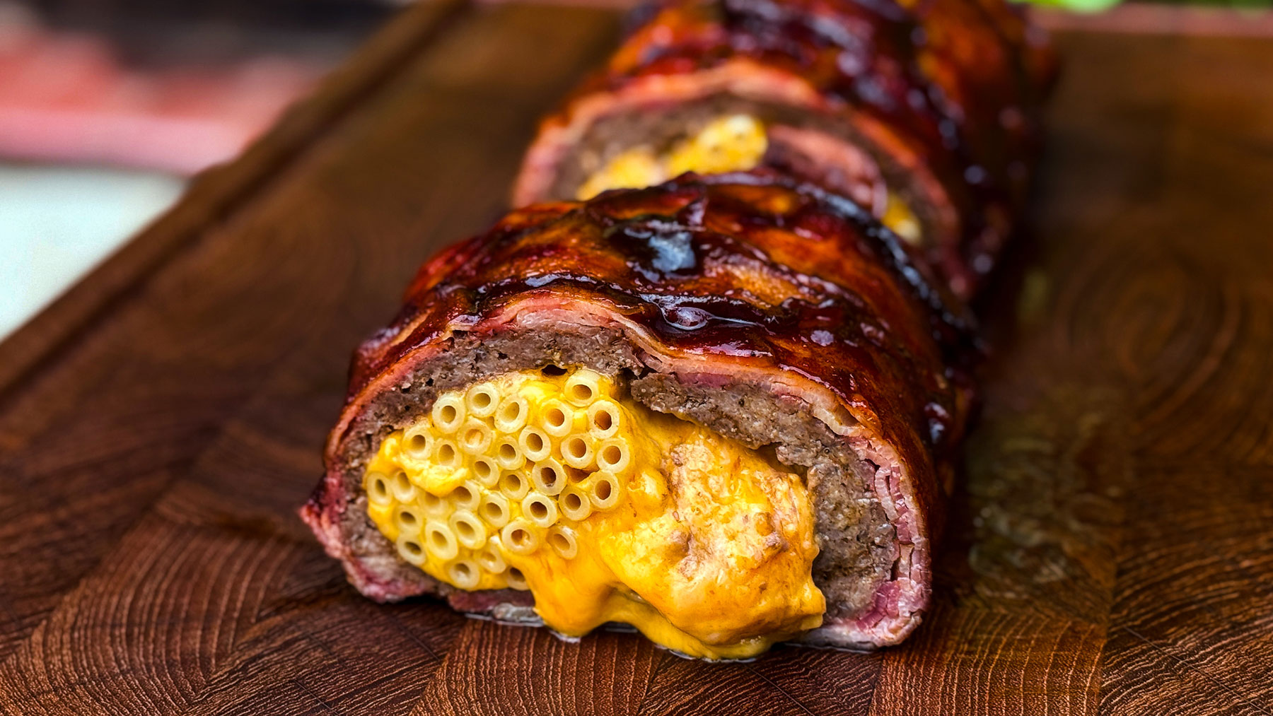 Bacon Bomb - Mac n Cheese